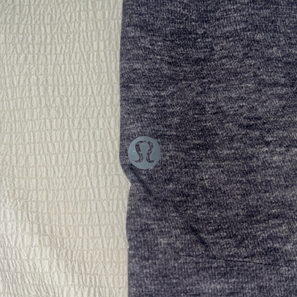 Lululemon Spring Break Away Short - Picture 3 of 3